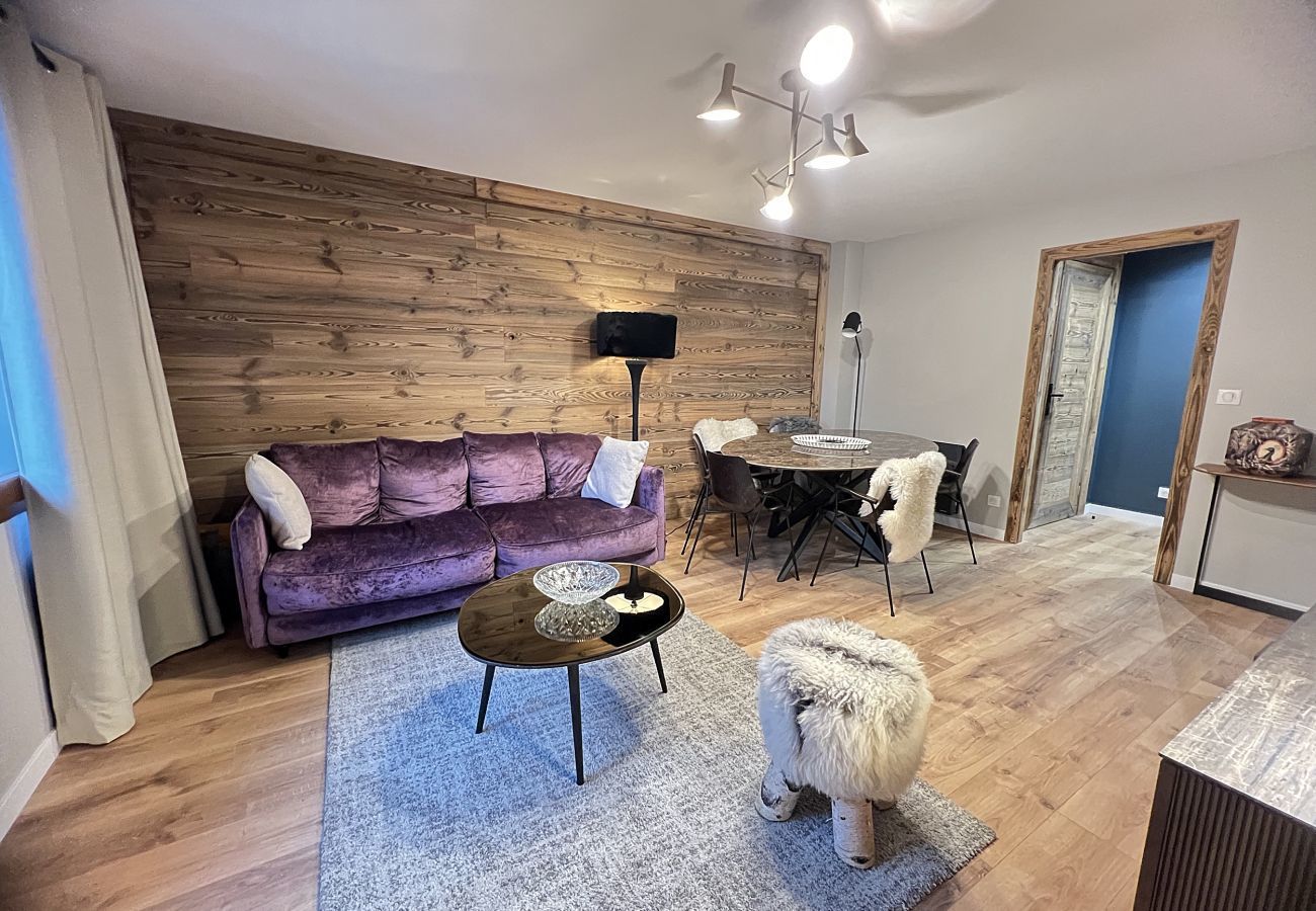 Apartment in La Clusaz - Gravaches 3 - Apartment 2*, village center, near pistes for 6 people