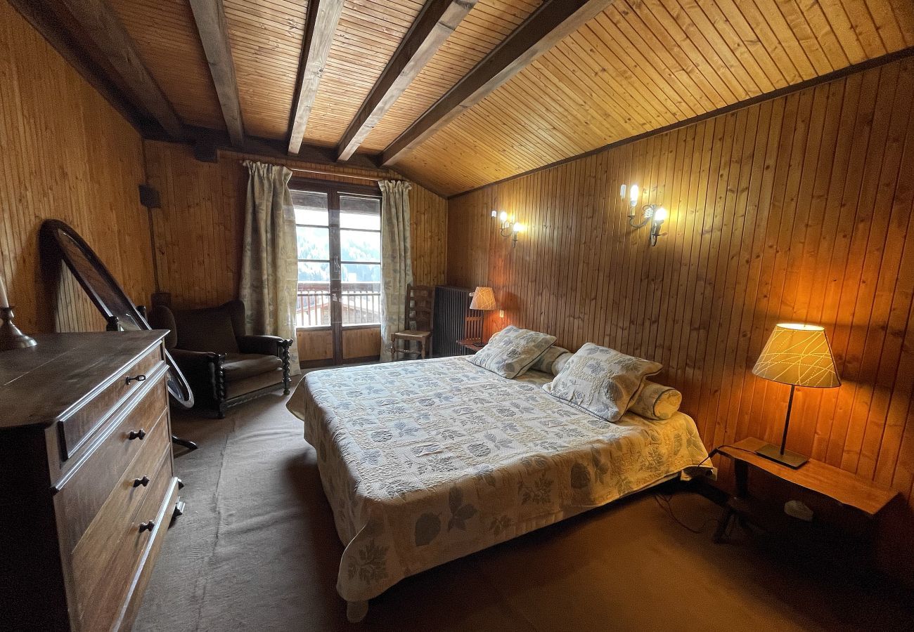 Apartment in La Clusaz - Alpée 4 - Apartment in chalet for 6 people 2*