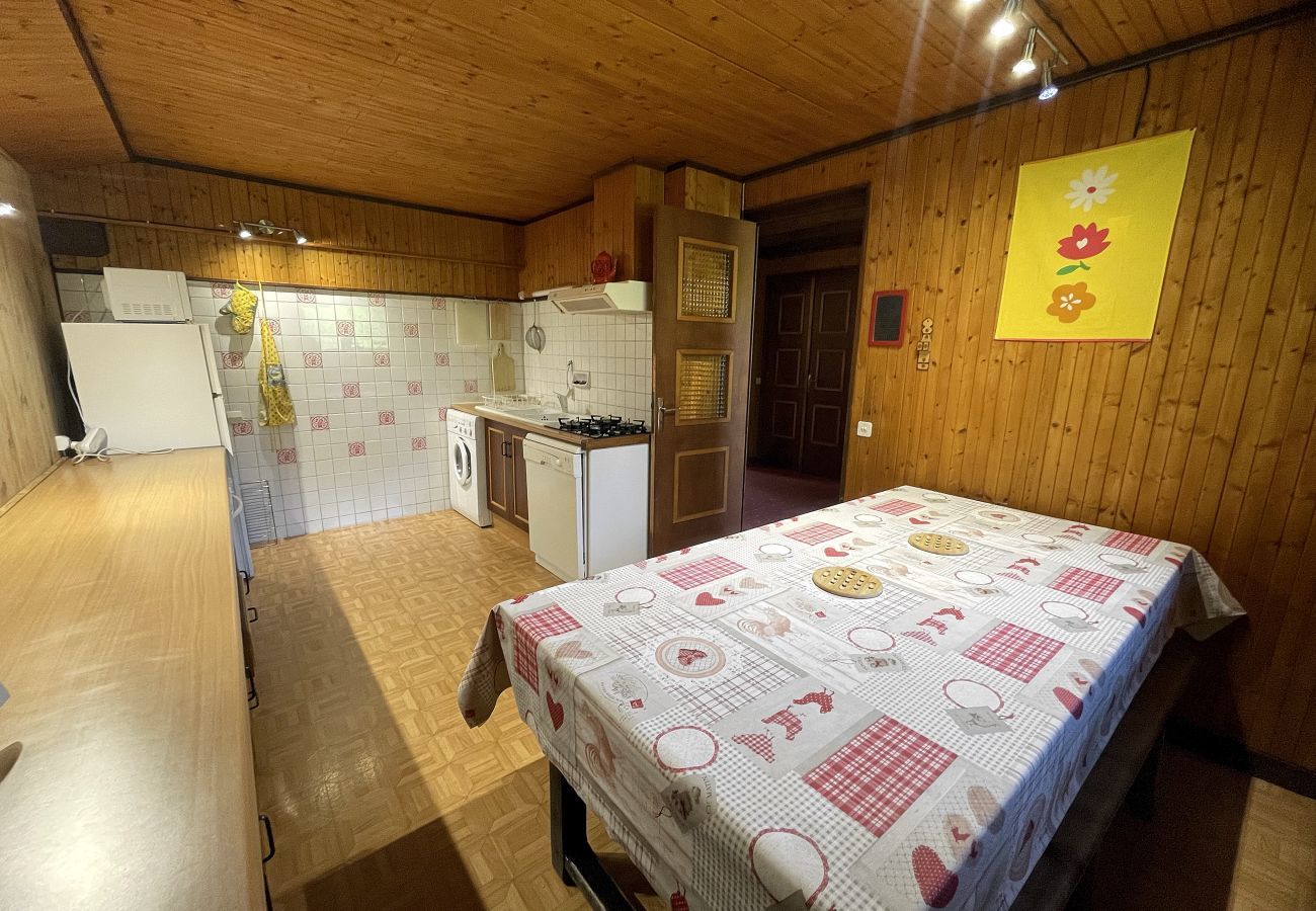 Apartment in La Clusaz - Alpée 5 - Apartment in chalet for 6 people 2*