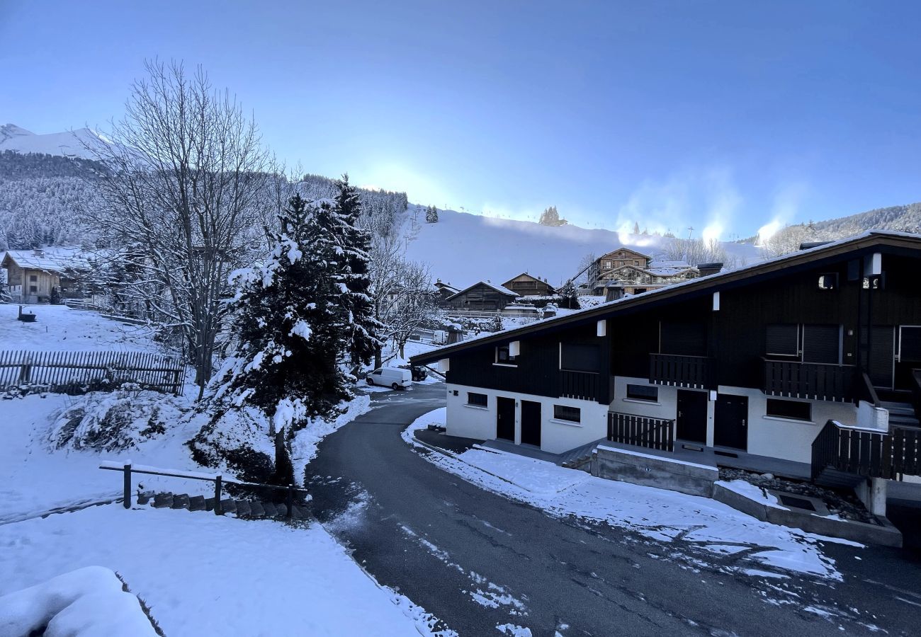 Apartment in La Clusaz - Granges C7 - Apartment for 4 people in the village centre and close to the slopes