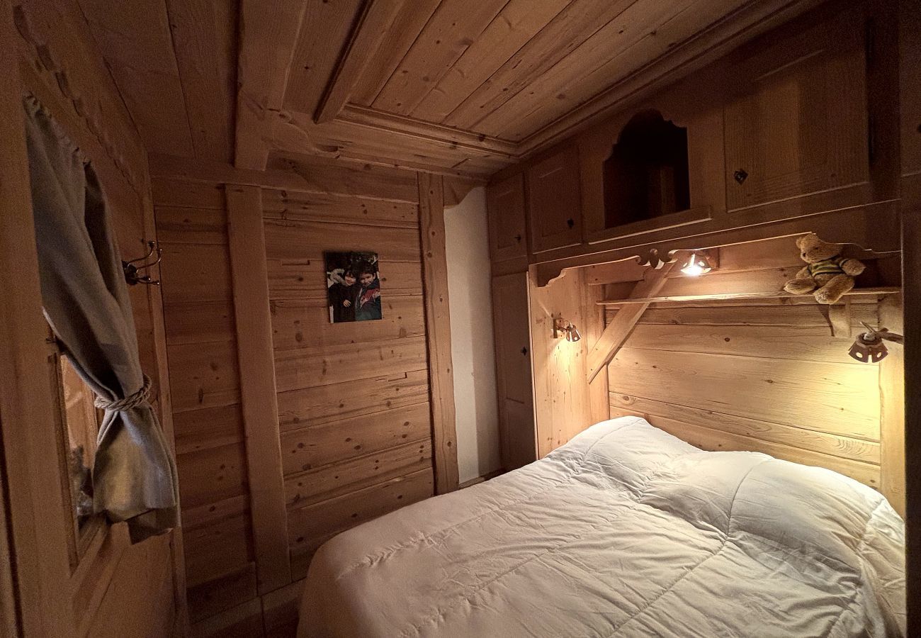 Apartment in La Clusaz - Biblos 2 - Apartment for 8 people 4* near village and slopes