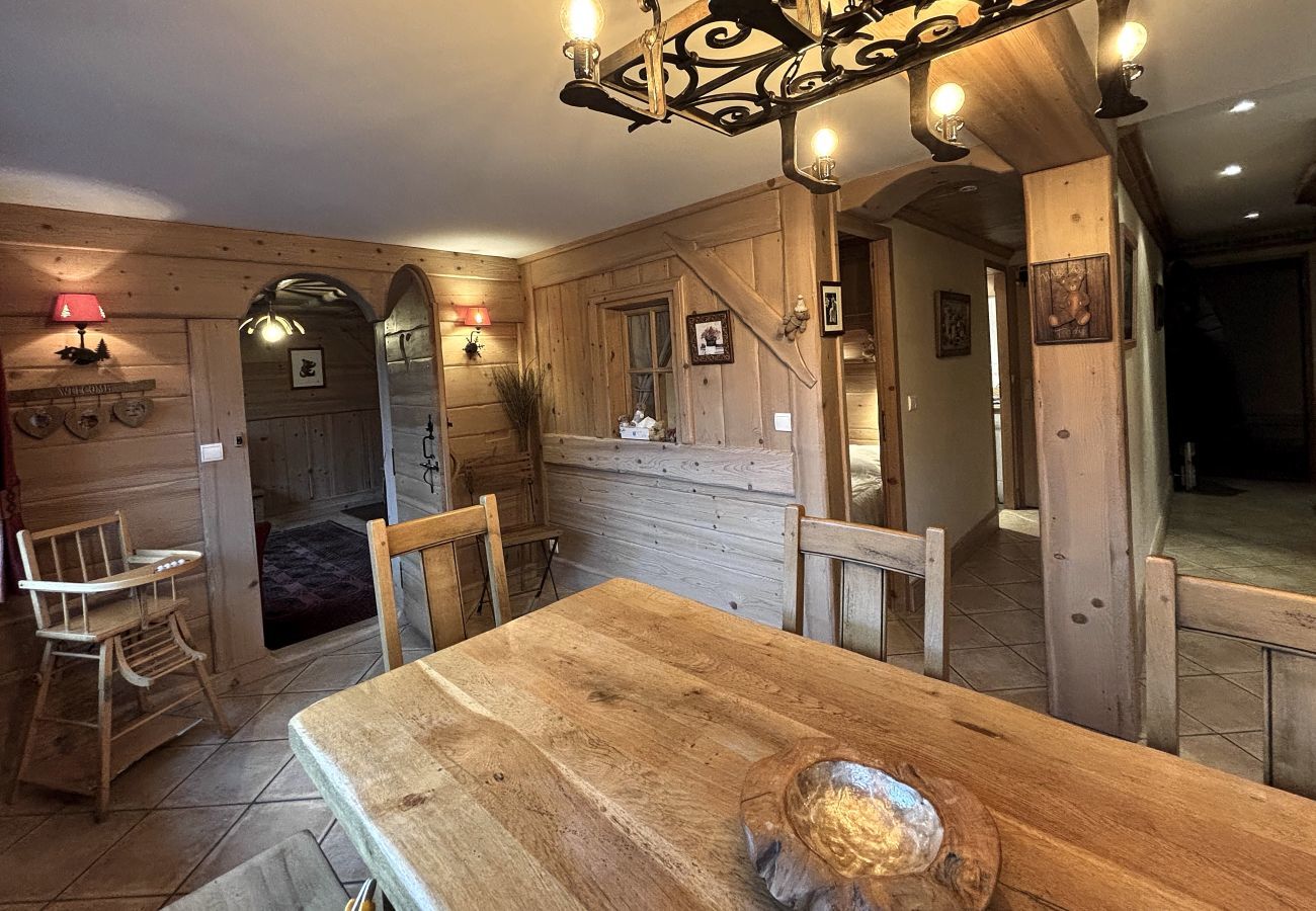 Apartment in La Clusaz - Biblos 2 - Apartment for 8 people 4* near village and slopes