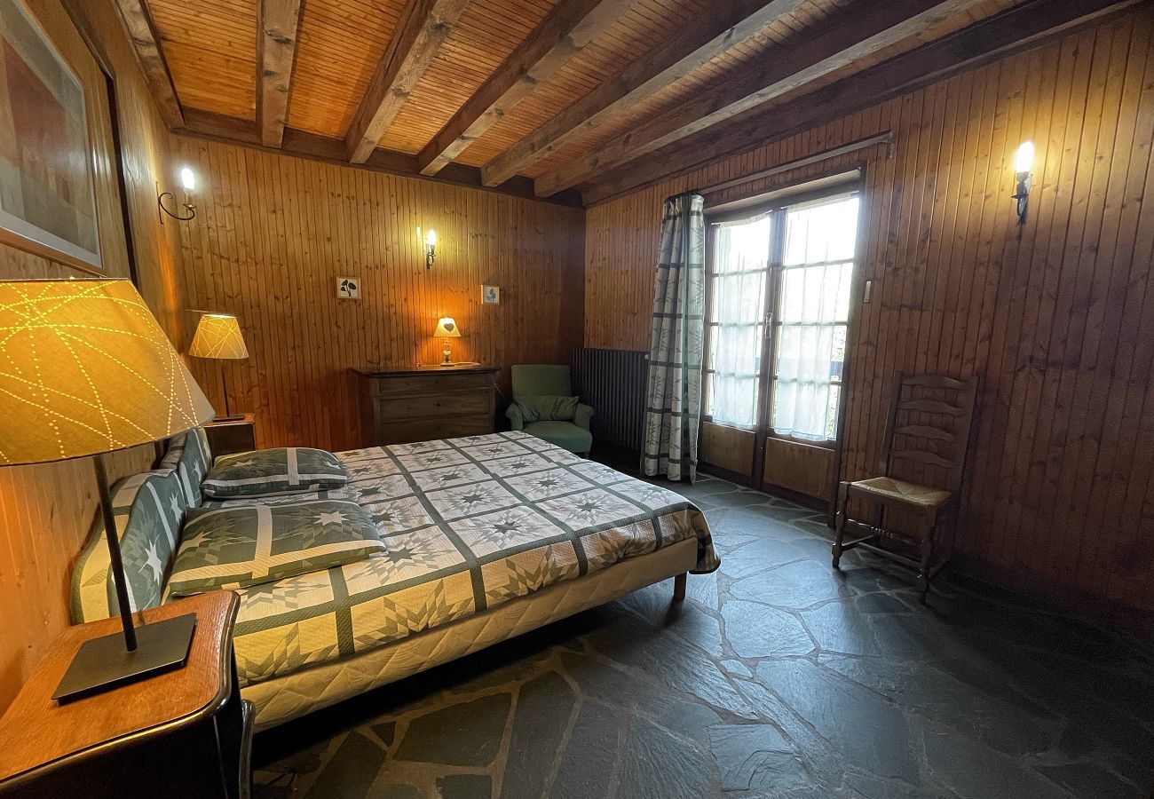 Appartement à La Clusaz - Alpée 3 - Appartement dans chalet 6 pers. 2*