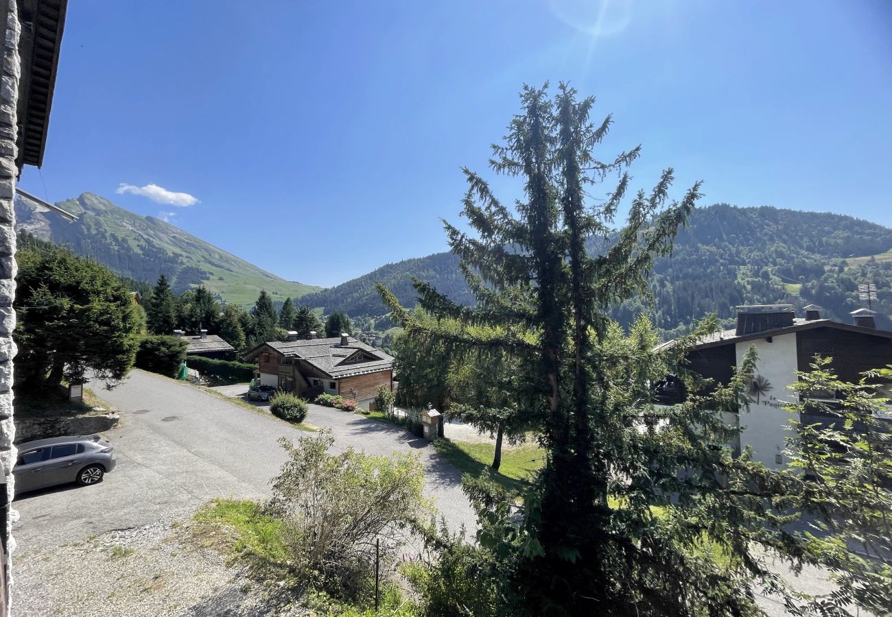 Appartement à La Clusaz - Alpée 3 - Appartement dans chalet 6 pers. 2*