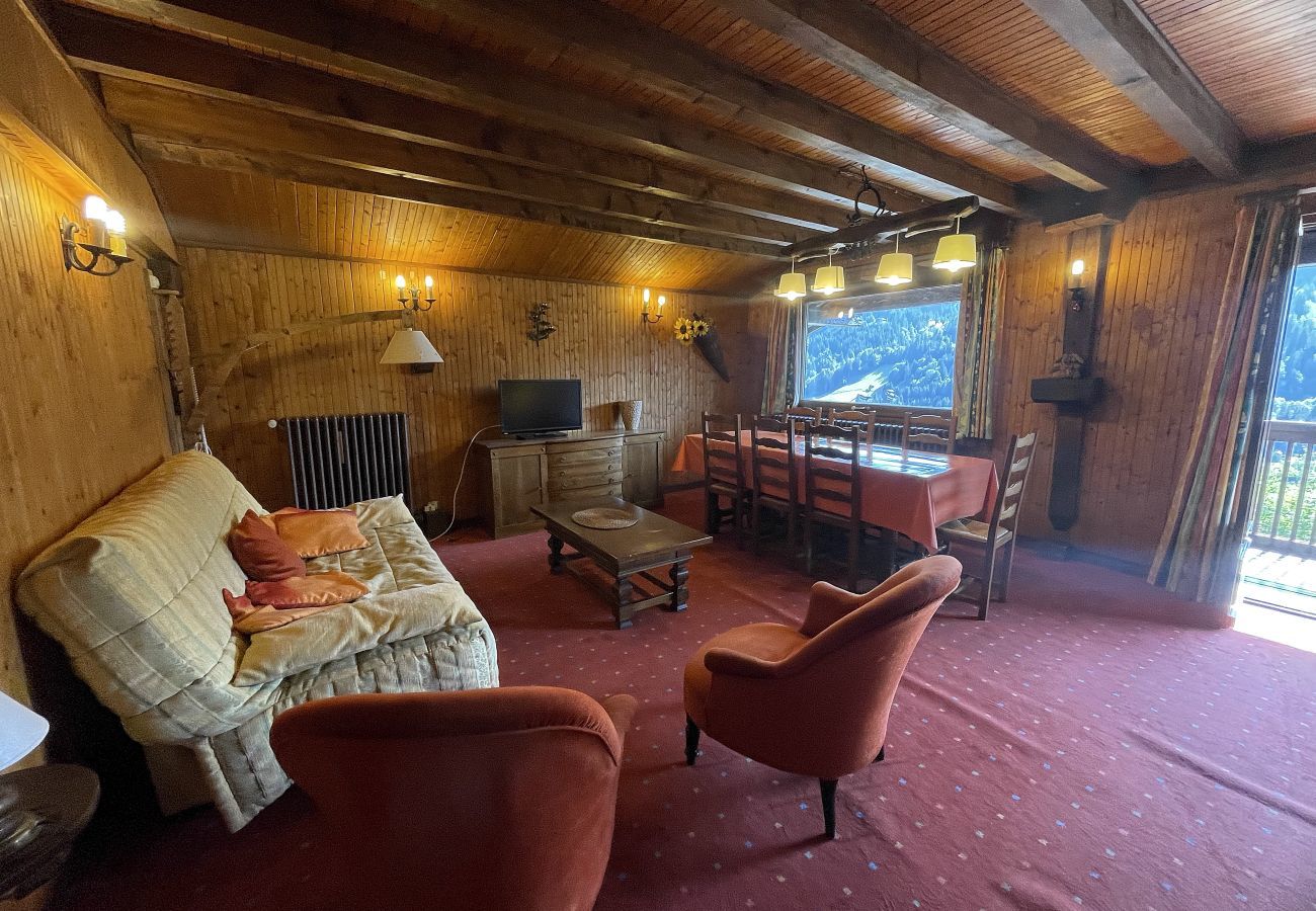 Appartement à La Clusaz -  Alpée 5 - Appartement dans chalet 6 pers. 2*