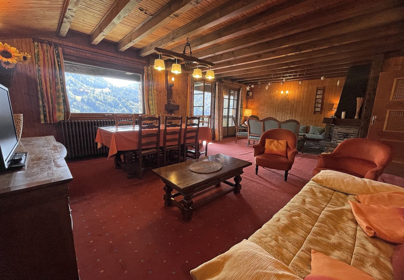 Appartement à La Clusaz -  Alpée 5 - Appartement dans chalet 6 pers. 2*